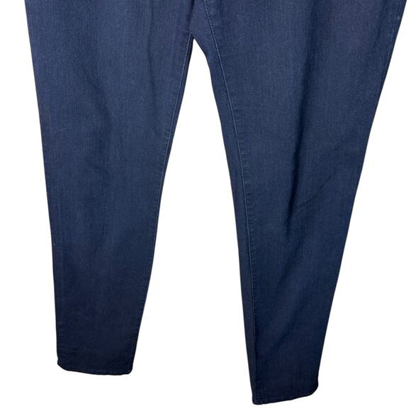 DL1961 Women’s Sz 30 Coco Straight Jeans Mid-Rise Curvy Fit in Flatiron - Picture 5 of 6